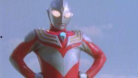 抱着迪迦吃瓜,迪迦奥特曼与瓜果盛宴的甜蜜邂逅