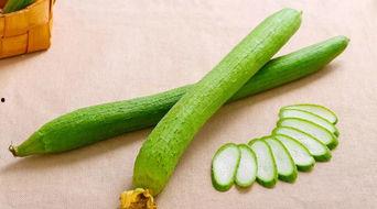 小孩吃瓜吃多了,小孩吃瓜过多引发的思考