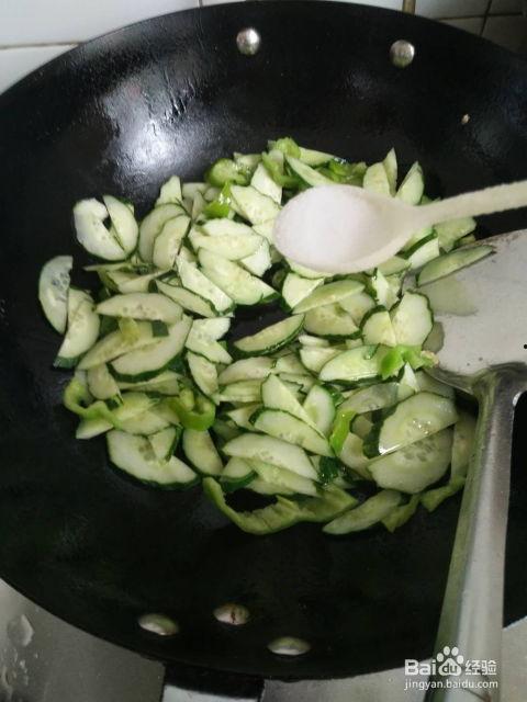 小紫瓜怎么做菜吃视频大全,创意烹饪，美味尽享