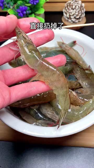 虾虾吃瓜的视频